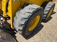 Gehl 4835 SXT Turbo Skid Loader, 985 Hours, Radio, Heat, Auxiliary Hydraulics, Quick Attach, New Buc