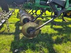 2016 John Deere 2730X 18’ Combination Ripper, 9 Shank, Remlinger 5 Bar Spike Tooth Harrow, Single Po