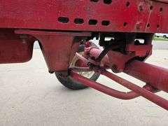 Farmall 460 Wide Front Gas Tractor, 15.5-38 Rears, 2pt Fast Hitch, 11L-15 Fronts, 540 PTO, Mid Hydra