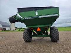 Brent by Unverferth 774 Grain Cart, Front Corner 17” Auger, Large 1000 PTO, 30.5L-32 Tires, Rear Lig