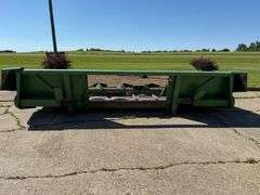John Deere 643 Corn Head, 6 Row 30”. This Item is Located in South Dakota, Therefore South Dakota Sa