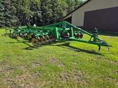 2016 John Deere 2730X 18’ Combination Ripper, 9 Shank, Remlinger 5 Bar Spike Tooth Harrow, Single Po