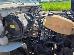 1999 International 4900 Truck with 2,350 Gallon Tank, 197,509 Miles, DT466E Engine, 6 Speed Plus Man