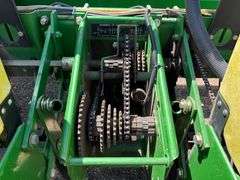 John Deere 1770 Conservation 24R30” Planter, 3 Bushel Boxes, (2) 200 Gallon Liquid Fertilizer Tanks 