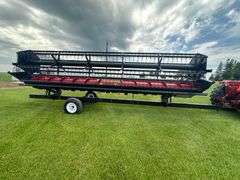 2003 IH Model 1020 Bean Head, 25’, Comes with Custom Built Trailer Specifically Made for the Head