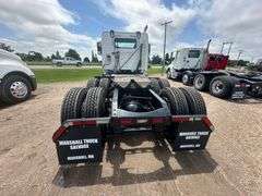 2015 Volvo VNL Daycab, D13 Engine with 425hp, 457,000 Miles, I Shift Transmission, 180” Wheelbase, A