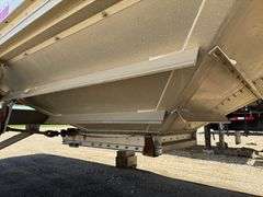 2018 Wilson Commander Hopper Bottom Trailer, Air Ride, 60” Sides x 41’ Long, 11R22.5 Tires on Alumin