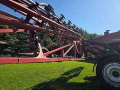 2011 Case Patriot 4420 Self Propelled Sprayer, 3,066 Hours, 120’ Booms, 1,200 Gallon Stainless Steel