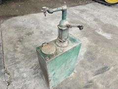 Oil Barrel with Hand Pump, FRYMARVEL B-10660