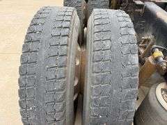 2006 International 9200i Semi with Sleeper, 665,108 Miles, Cumins ISX 15 Engine, 10 Speed Transmissi