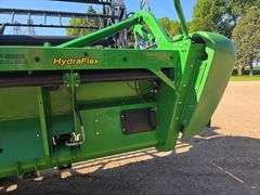 2014 John Deere 640FD 40’ Flex Draper, Flip Reel, Dual Knife Drive, Poly Tine Pickup Reel, Comes wit