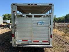2001 Featherlite 6.7’ x 24’ Aluminum Gooseneck Livestock Trailer, Tandem Axle, 2 Dividers, Good Floo