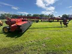 2013 New Holland Model H7460 Discbine, 1000 PTO, Right and Left Swing, 16’ Cut, 31-13.50-15 Tires, S