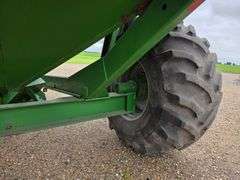 Brent by Unverferth 774 Grain Cart, Front Corner 17” Auger, Large 1000 PTO, 30.5L-32 Tires, Rear Lig