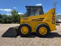 Gehl 4835 SXT Turbo Skid Loader, 985 Hours, Radio, Heat, Auxiliary Hydraulics, Quick Attach, New Buc