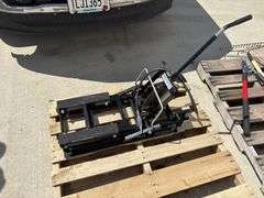 Black Widow Motorcycle Lift Jack, Air Operated, on Wheels, unused