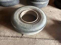 (1) 11 x 22.5 Truck Tire on Dayton Rim