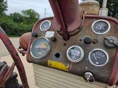 Farmall 460 Wide Front Gas Tractor, 15.5-38 Rears, 2pt Fast Hitch, 11L-15 Fronts, 540 PTO, Mid Hydra