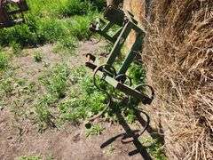 Lorenz 3pt Track Wacker, CAT 2. This Item is Located in South Dakota, Therefore South Dakota Sales T