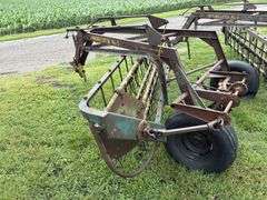 Minnesota No.5 Side Delivery Rake, 5 Bar