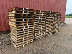 Approx. 64 Wooden Pallets