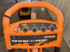 Generac Cold Pressure washer, 3100 PSI, 2.7 GPM, 212cc Gas Engine,  *works as should per seller