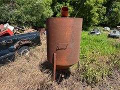 Small Feed Hopper Bin