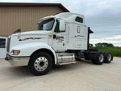 2006 International 9200i Semi with Sleeper, 665,108 Miles, Cumins ISX 15 Engine, 10 Speed Transmissi