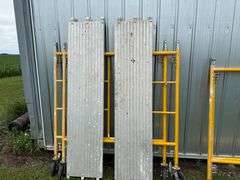 Scaffolding with Crossbars and 2 Aluminum Platforms and 4 Dolly Wheels