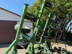 2007 Summers 36.5’ Chisel Plow, Summers 3 Bar Coil Tine Harrow, No Cracks or Welds, SN: F0116