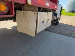 1999 International 4900 Truck with 2,350 Gallon Tank, 197,509 Miles, DT466E Engine, 6 Speed Plus Man