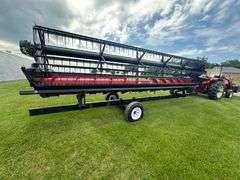 2003 IH Model 1020 Bean Head, 25’, Comes with Custom Built Trailer Specifically Made for the Head