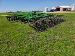 2016 John Deere 2730X 18’ Combination Ripper, 9 Shank, Remlinger 5 Bar Spike Tooth Harrow, Single Po