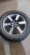 (4) 20” Ford 6 Bolt Wheels off 2012 Ford F-150, Has (1) 275/55R20 Hankook Tire
