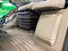 2021 John Deere 8R340 MFWD Tractor, 959 Hours, E23 Power Shift Transmission, ILS, Ultimate Comfort C