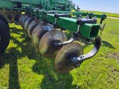 2016 John Deere 2730X 18’ Combination Ripper, 9 Shank, Remlinger 5 Bar Spike Tooth Harrow, Single Po