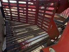 2006 Amity 12R22” 2700 Sugarbeet Lifter, Approx 400 Acres on new hard surface wheels, 1 year on rear