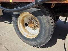1999 International 4900 Truck with 2,350 Gallon Tank, 197,509 Miles, DT466E Engine, 6 Speed Plus Man