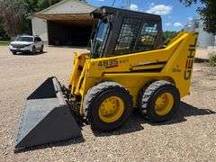 Gehl 4835 SXT Turbo Skid Loader, 985 Hours, Radio, Heat, Auxiliary Hydraulics, Quick Attach, New Buc
