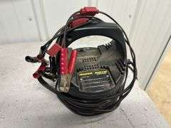 Minnkota MK210P Portable Battery Charger