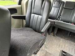 2014 Chrysler Town and Country Van, 140K Miles, Leather, DVD Player, 3.6L, 17” wheels, VIN:2C4RC1BG4