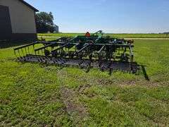 2016 John Deere 2730X 18’ Combination Ripper, 9 Shank, Remlinger 5 Bar Spike Tooth Harrow, Single Po