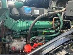 2015 Volvo VNL Daycab, D13 Engine with 425hp, 457,000 Miles, I Shift Transmission, 180” Wheelbase, A