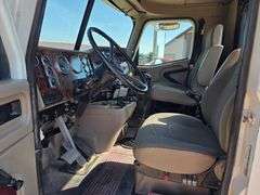 2007 International 9400 Day Cab Semi, 442,458 Miles, Cummins ISX 15 Engine, 10 Speed Transmission, 2