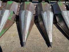 John Deere 643 Corn Head, 6 Row 30”. This Item is Located in South Dakota, Therefore South Dakota Sa