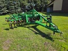 2016 John Deere 2730X 18’ Combination Ripper, 9 Shank, Remlinger 5 Bar Spike Tooth Harrow, Single Po