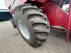 1998 IH Model 2366 Combine, 2,779 Sep and 3,846 Engine Hours, Serviced Regularly, 30.5x32 Fronts, 14