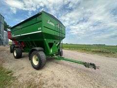 2010 Parker Model 605 Gravity Box, Lights, Brakes, Roll Tarp, 445/65R22.5 Tires on 10 Bolt Hubs, Fen