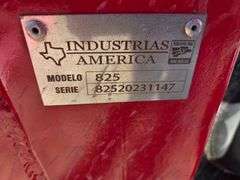 Industires America 825 – 10 Bale Wagon, Tricycle Front, 445/50R22.5 Rear Tires, 235-80R16 Fronts, Ex