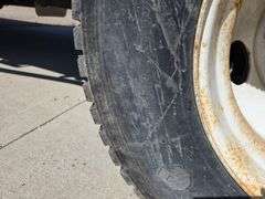 1999 International 4900 Truck with 2,350 Gallon Tank, 197,509 Miles, DT466E Engine, 6 Speed Plus Man